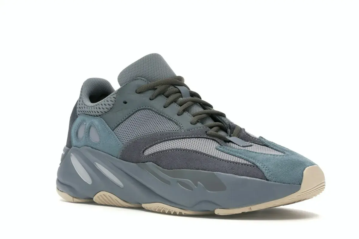 adidas Yeezy Boost 700 Teal Blue in Teal Blue